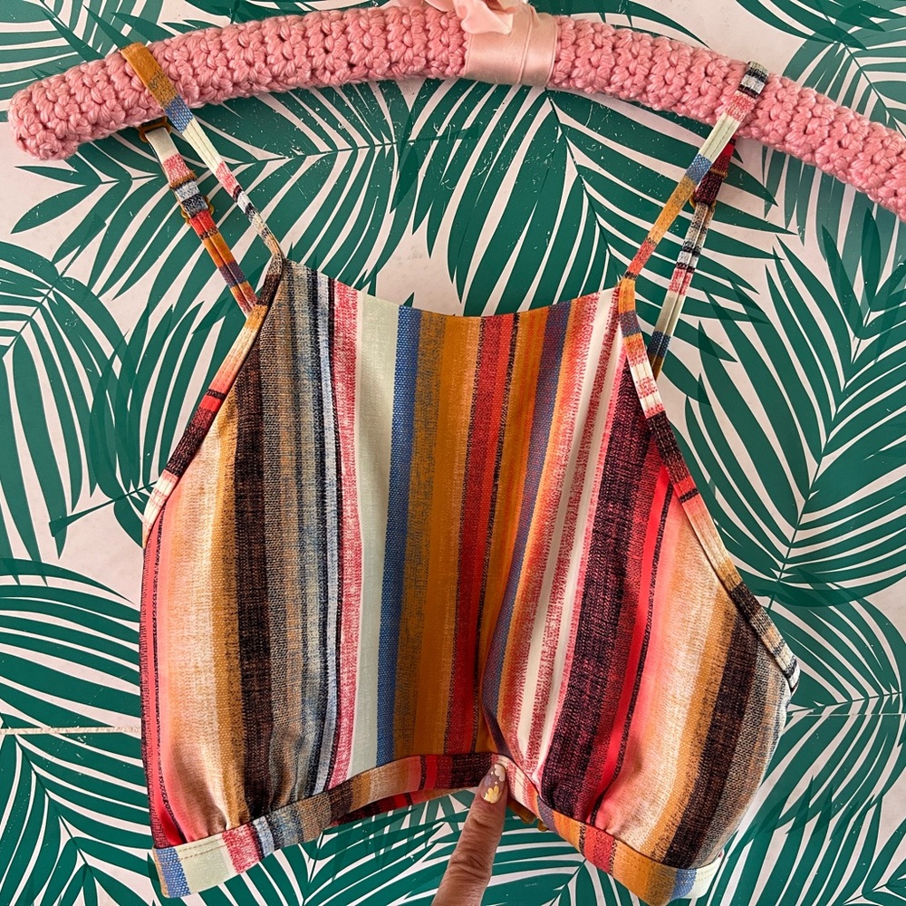 Prana Spring 2022 Taranto swim top sz L stripped cross back adjustable straps